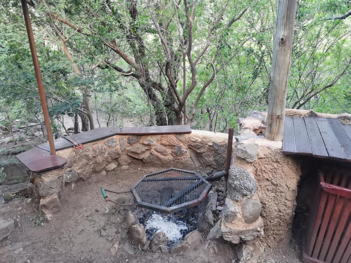 Adorable Unique Guest House - African Bush Feel Kalkheuvel Exterior photo