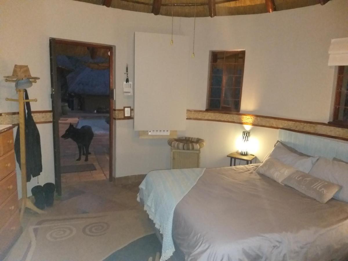 Adorable Unique Guest House - African Bush Feel Kalkheuvel Exterior photo